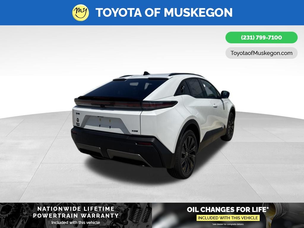 2026 Toyota C-HR XSE - Photo 7