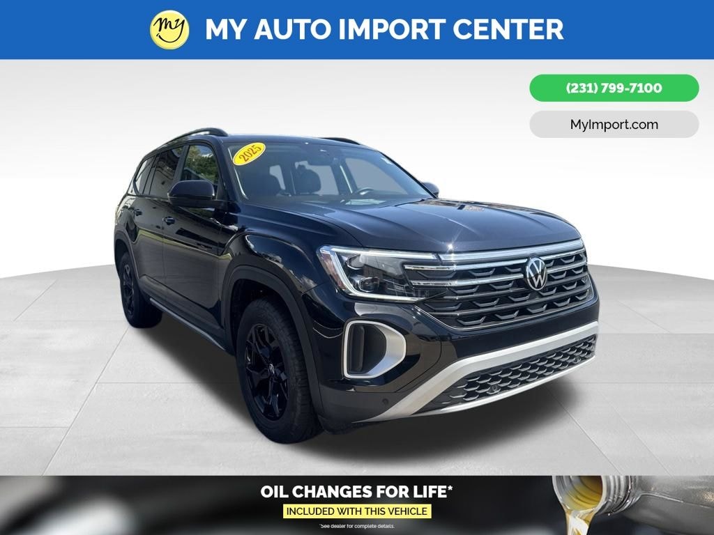 Used 2025 Volkswagen Atlas 2.0T Peak Edition SUV