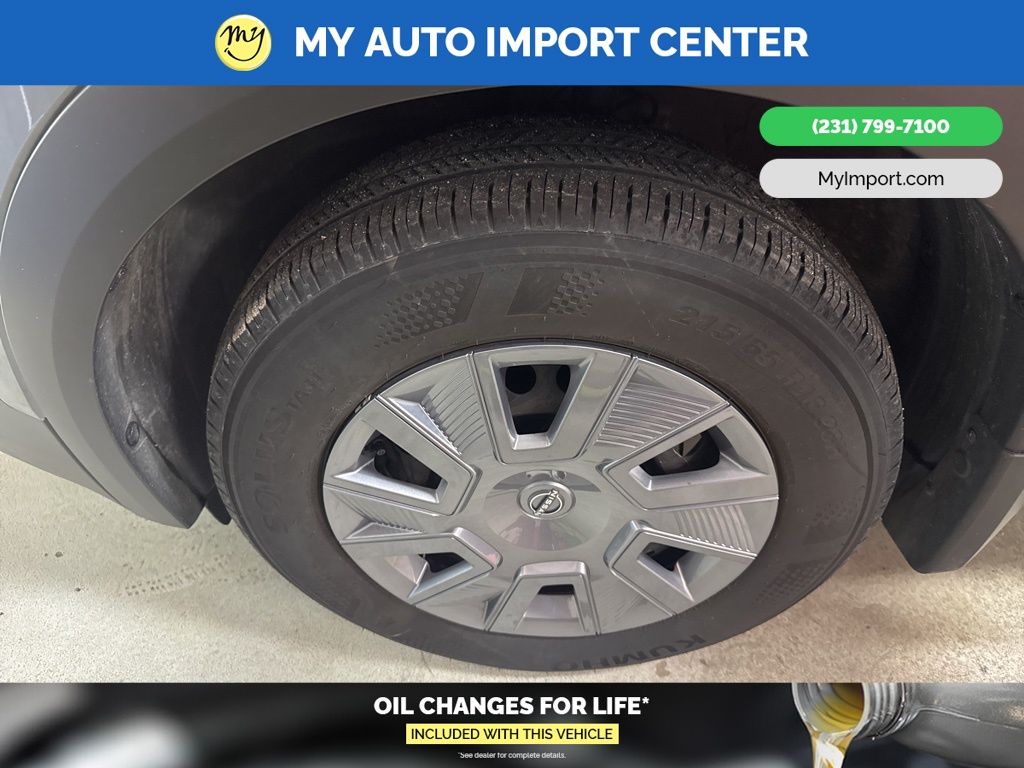 2025 Nissan Kicks S AWD