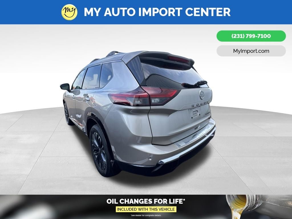Used 2025 Nissan Rogue Platinum SUV