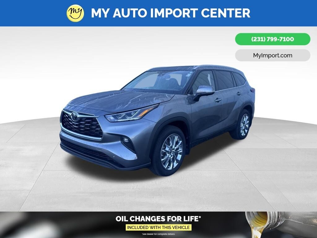 Used 2025 Toyota Highlander SUV