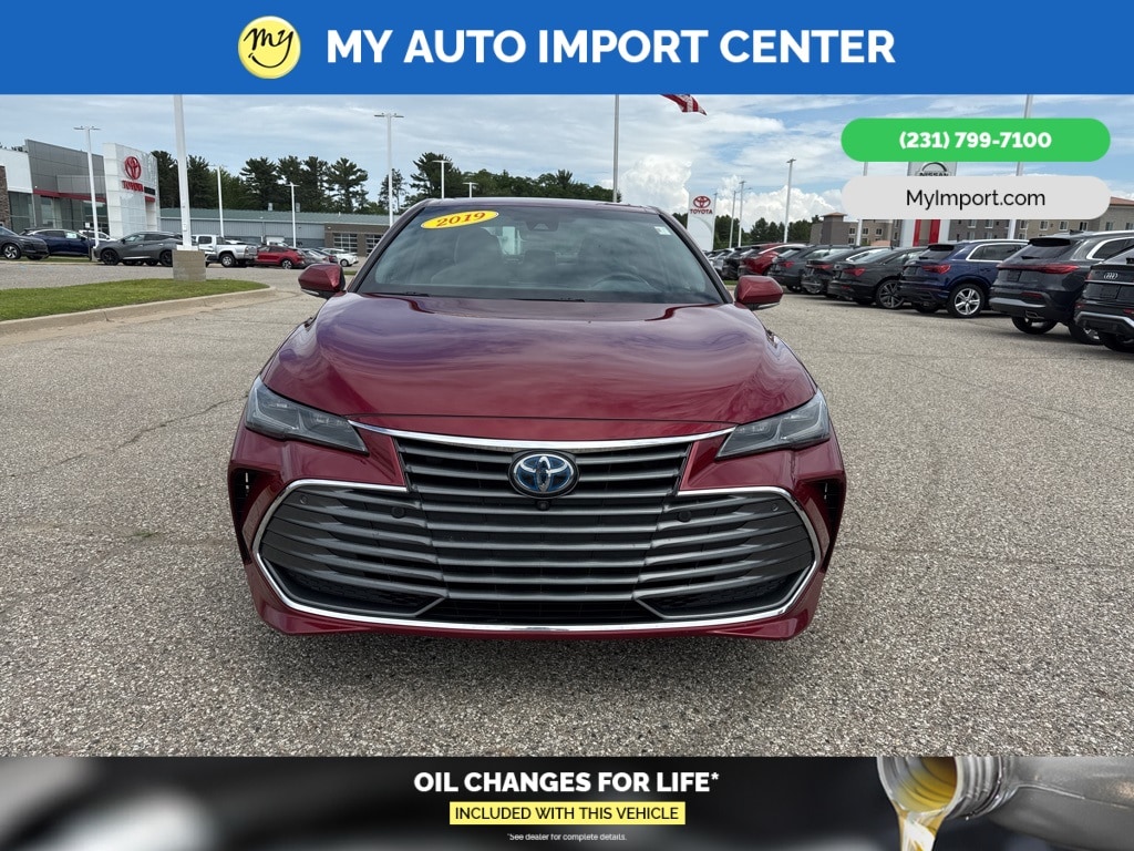 Used 2019 Toyota Avalon Limited with VIN 4T1B21FB1KU005782 for sale in Muskegon, MI