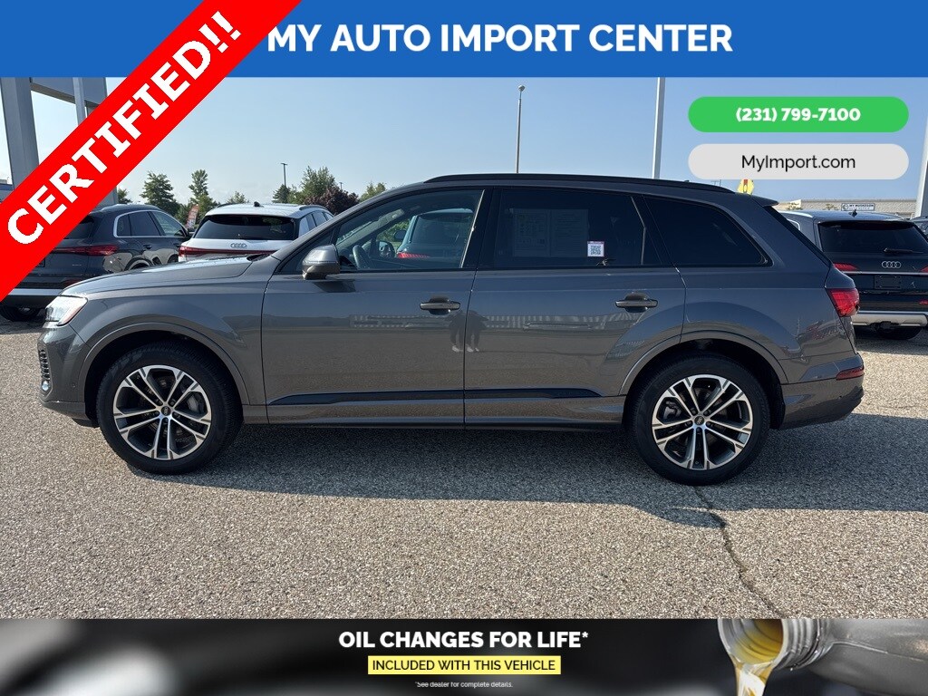2025 Audi Q7 45 Premium Plus photo 2