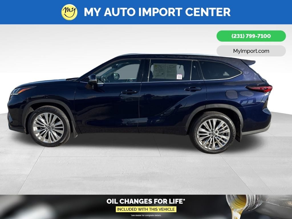 Used 2024 Toyota Highlander Platinum SUV