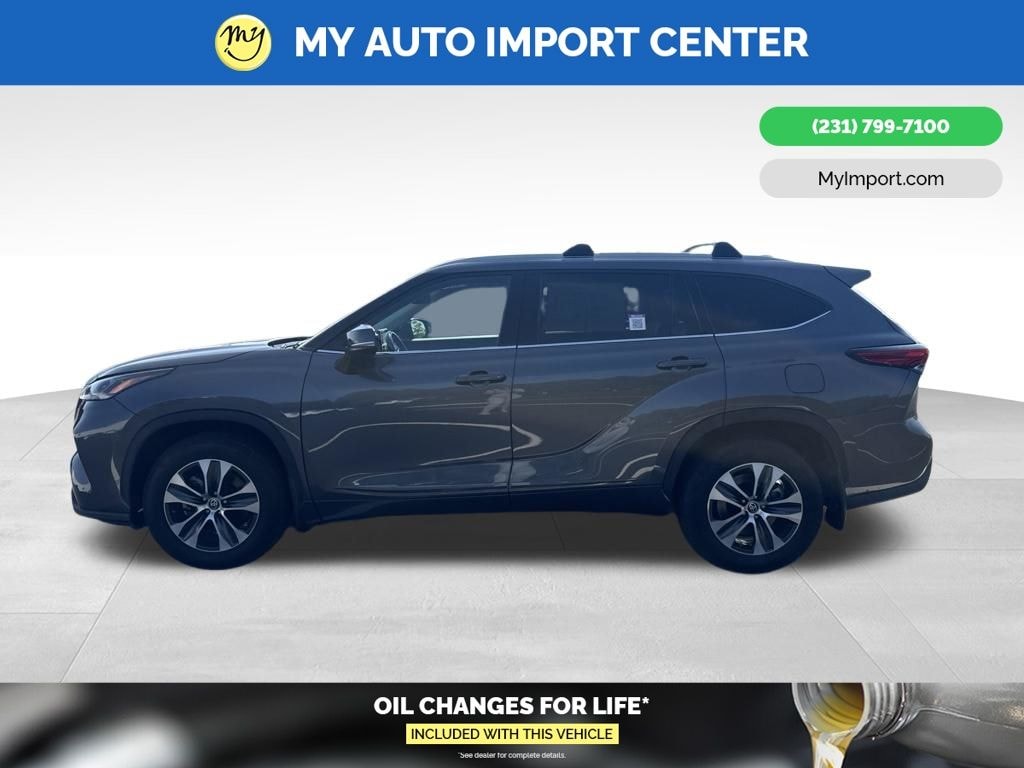 Used 2022 Toyota Highlander XLE SUV