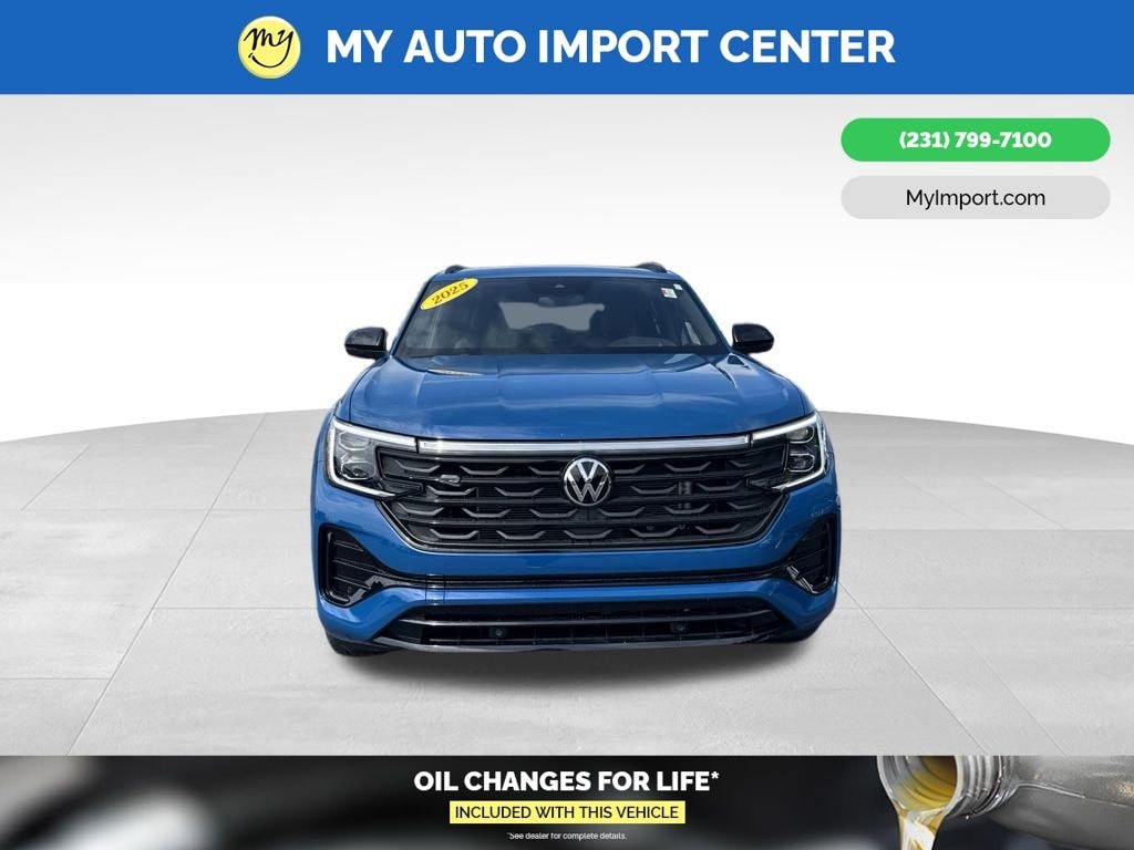 Used 2025 Volkswagen Atlas Cross Sport 2.0T SEL R-Line Black SUV