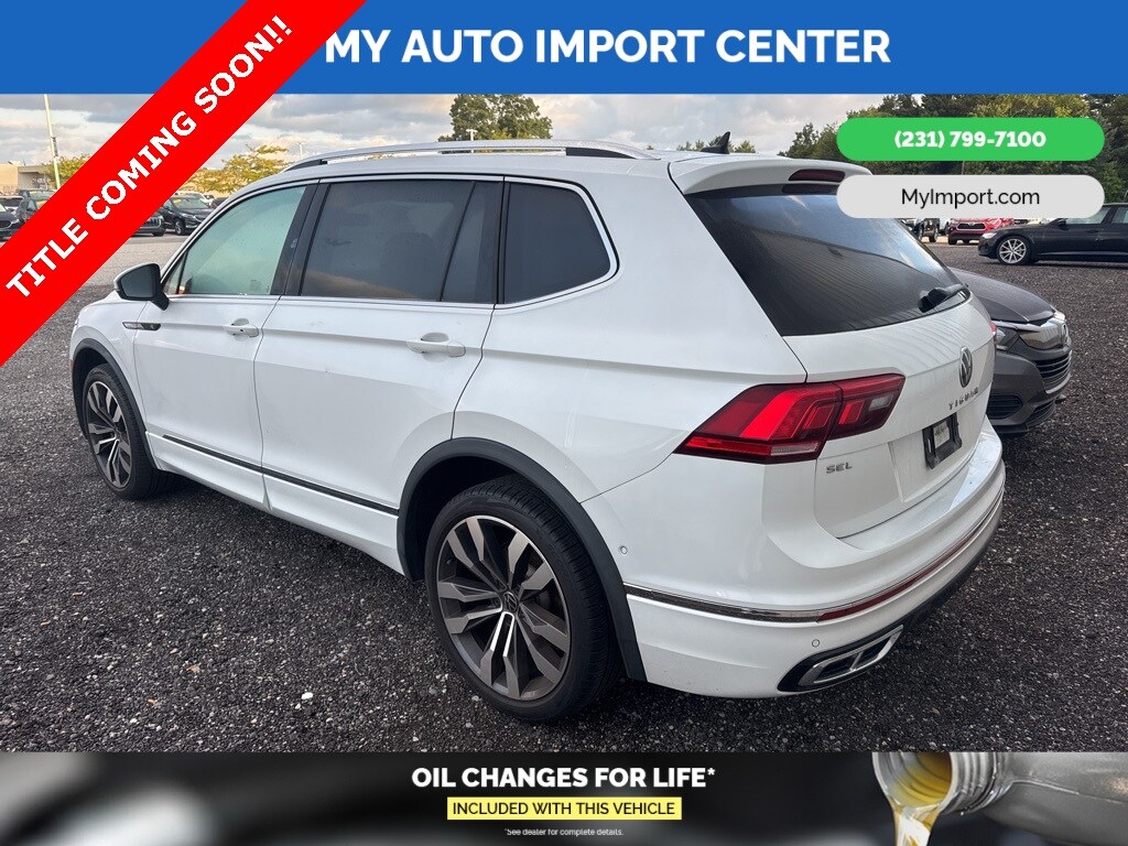 2022 Volkswagen Tiguan SEL Premium R-Line photo 2
