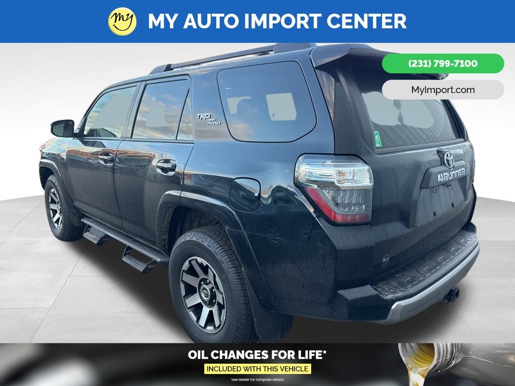 2023 Toyota 4Runner TRD Premium photo 2