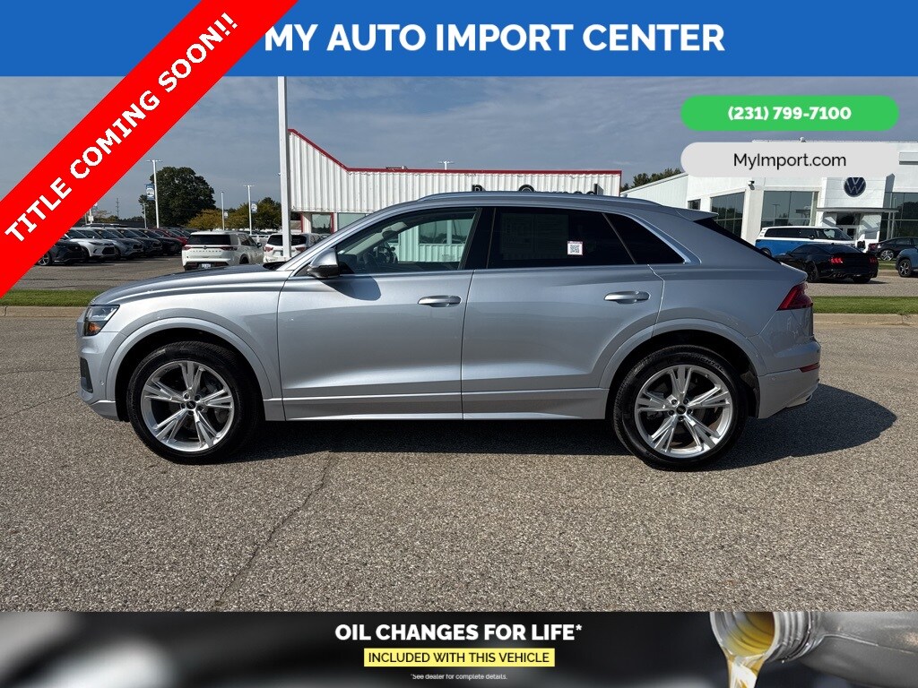 2022 Audi Q8 55 Premium photo 2