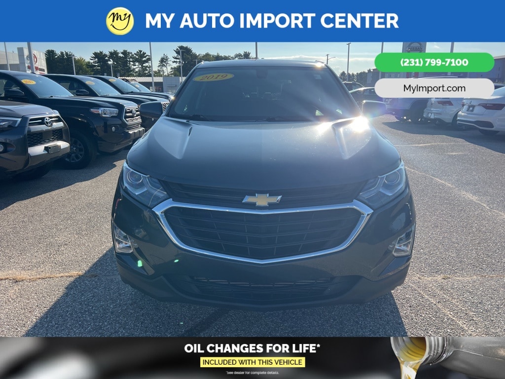 Used 2019 Chevrolet Equinox LT with VIN 3GNAXUEV9KS675912 for sale in Muskegon, MI