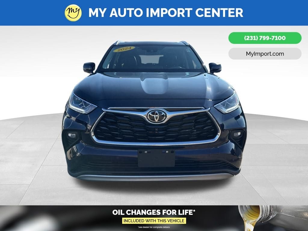 Used 2024 Toyota Highlander Platinum SUV