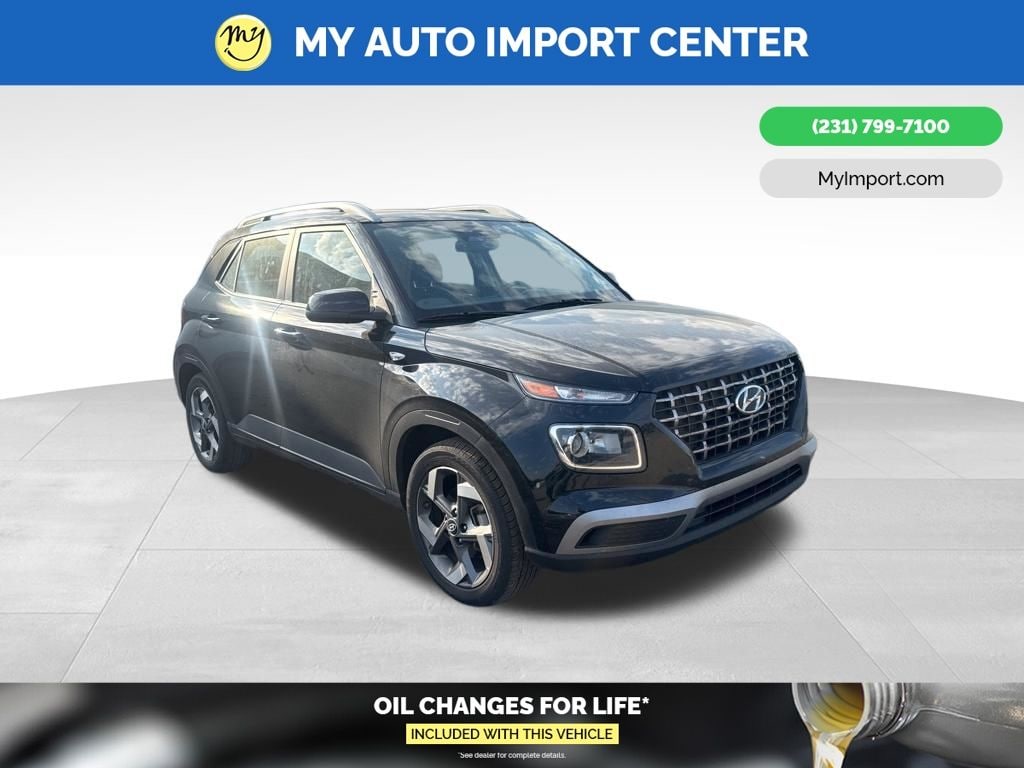 Used 2025 Hyundai Venue SEL SUV