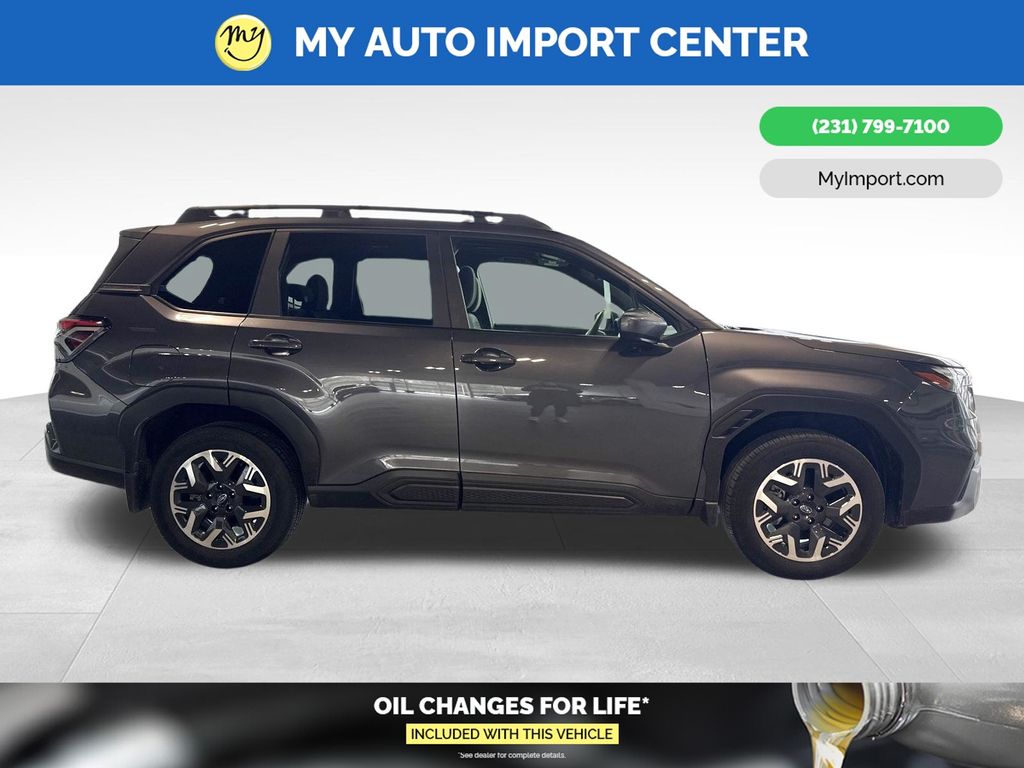 2025 Subaru Forester Premium - Photo 8
