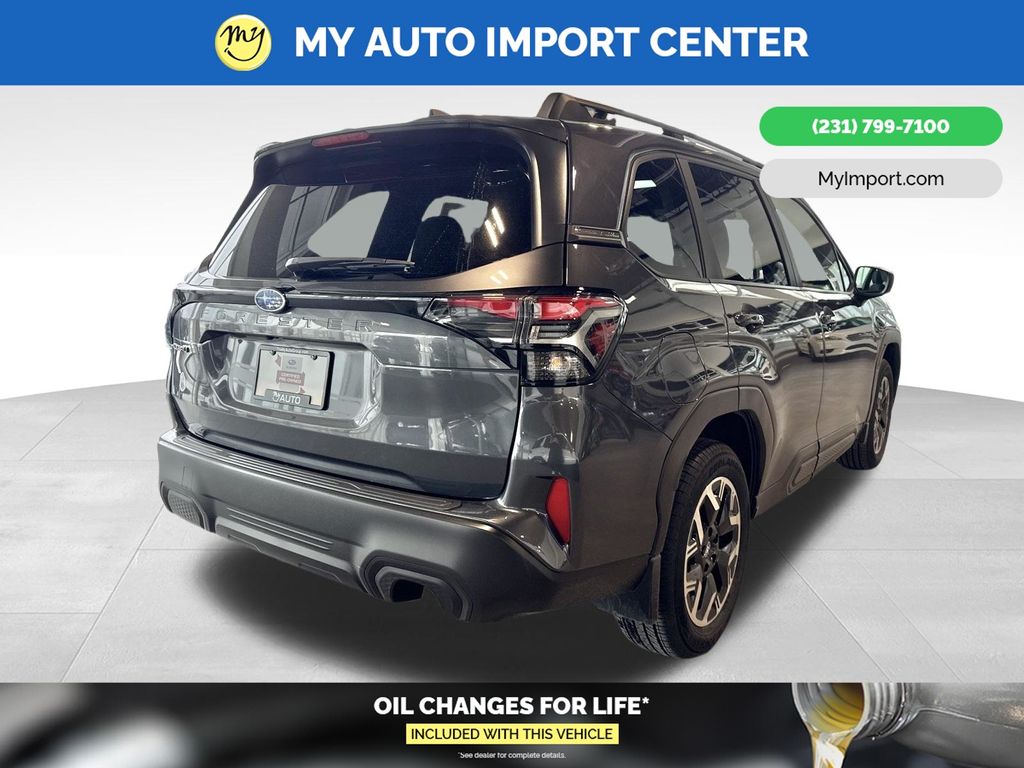2025 Subaru Forester Premium - Photo 7