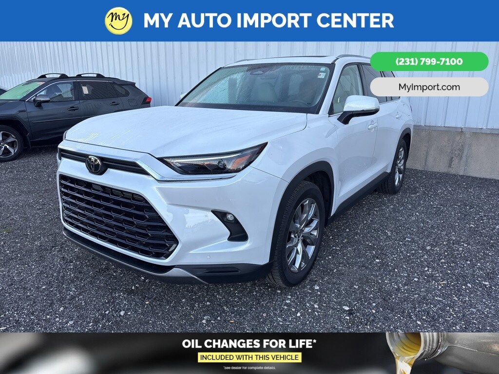 2024 Toyota Highlander Hybrid Limited photo 3
