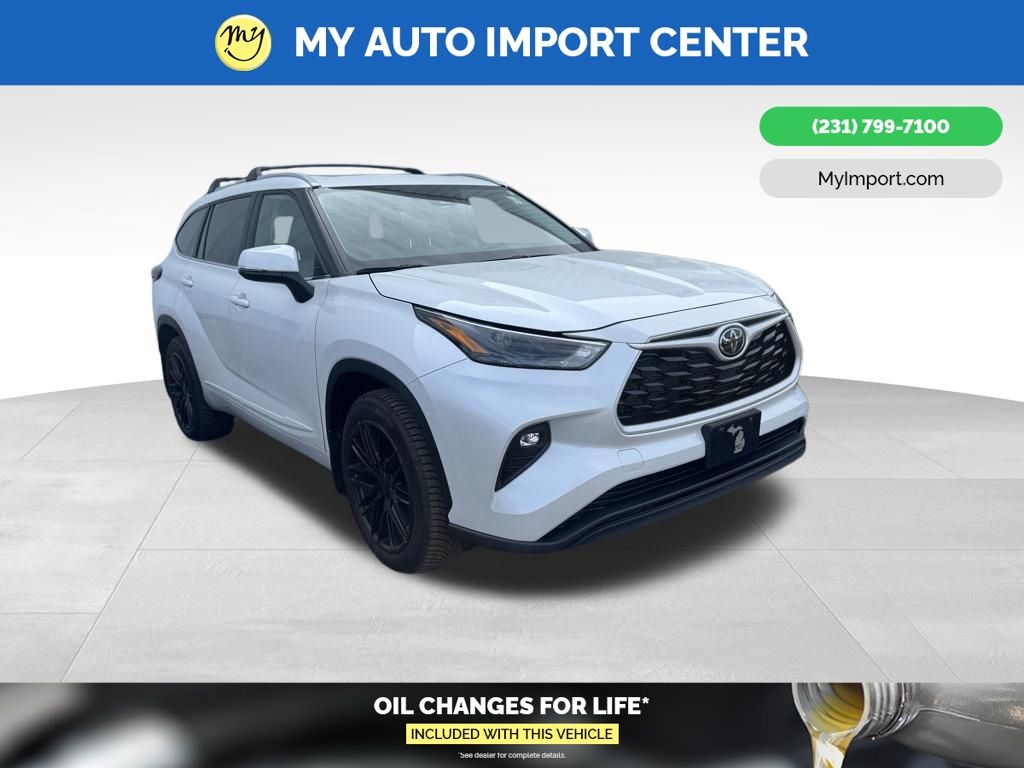 2024 Toyota Highlander XLE AWD's photo