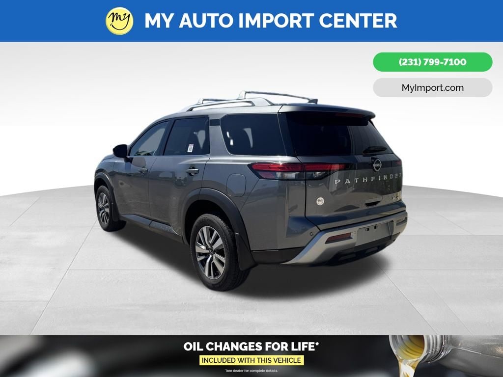 Used 2025 Nissan Pathfinder SL SUV