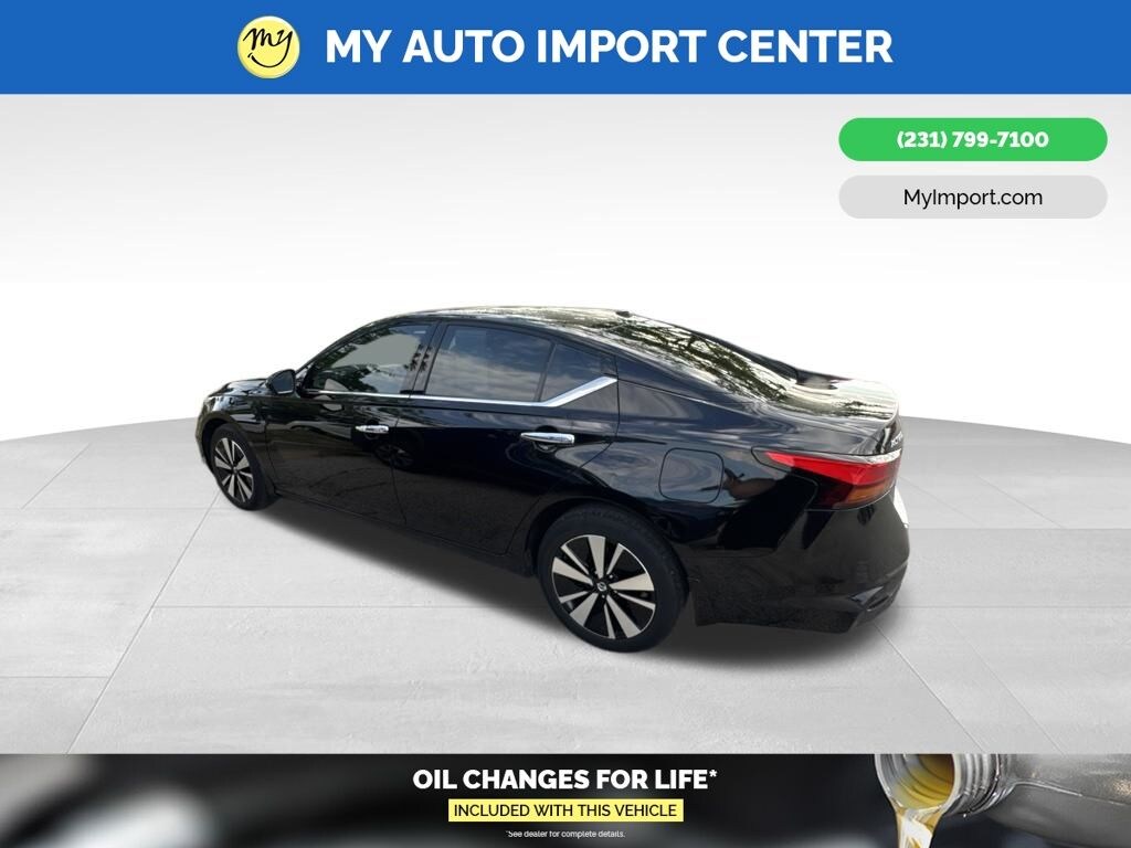 Used 2021 Nissan Altima 2.5 SL Sedan