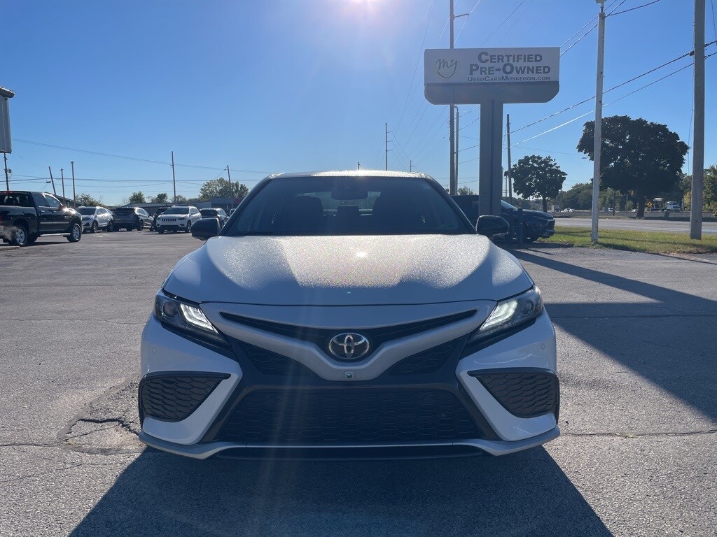 2021 Toyota Camry XSE photo 2