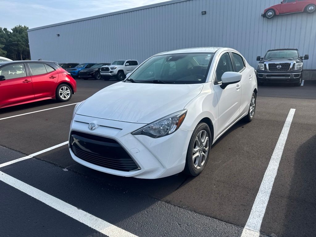 Used 2017 Toyota Yaris iA Base Sedan