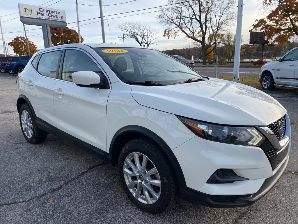 2021 Nissan Rogue Sport S photo 4