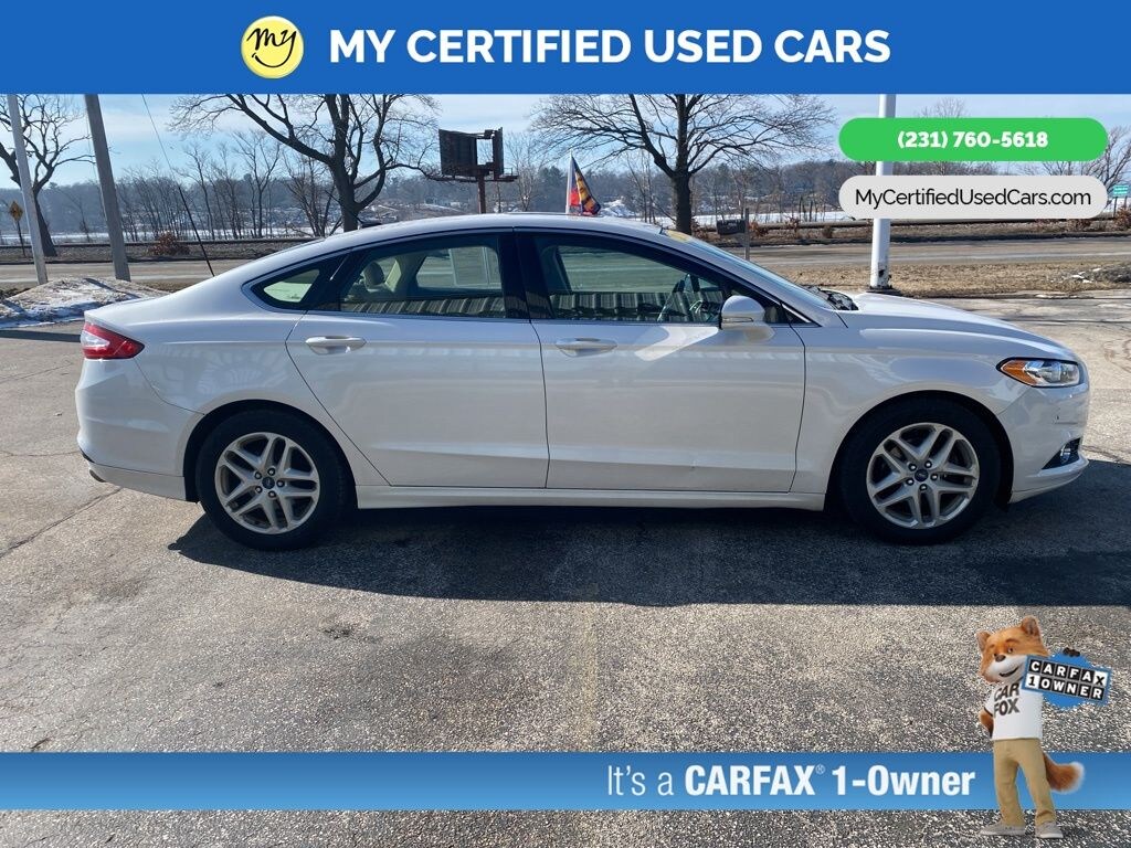 Used 2014 Ford Fusion SE Sedan