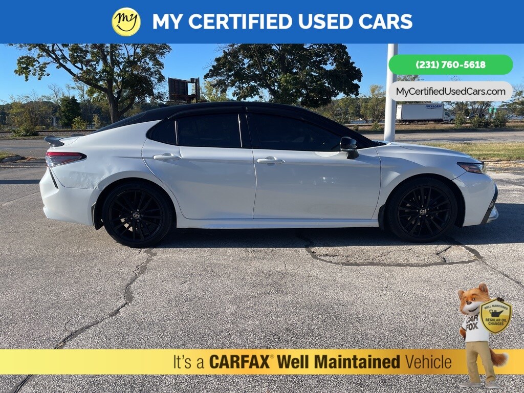 2021 Toyota Camry XSE photo 4