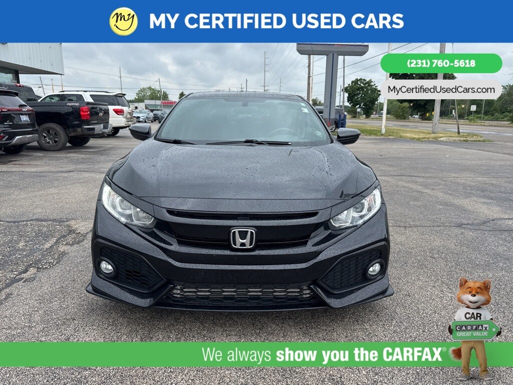 2018 Honda Civic Sport Hatchback photo 2