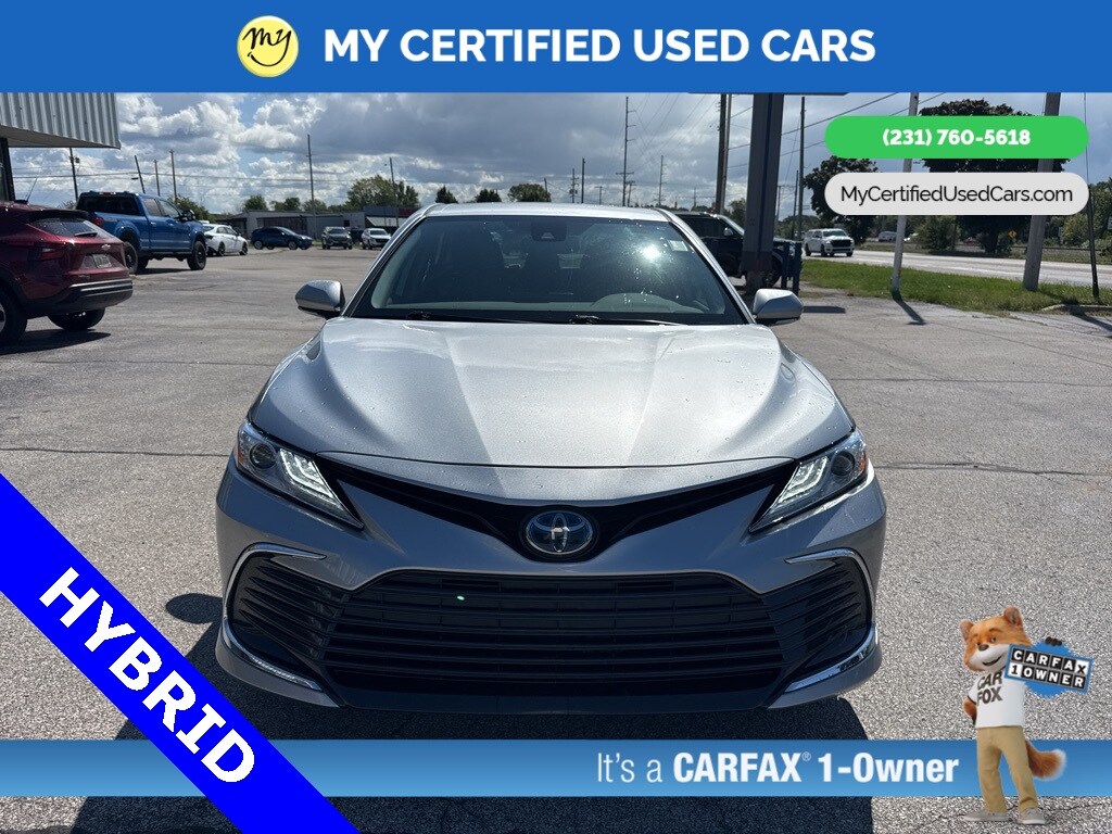 2023 Toyota Camry Hybrid XLE photo 2