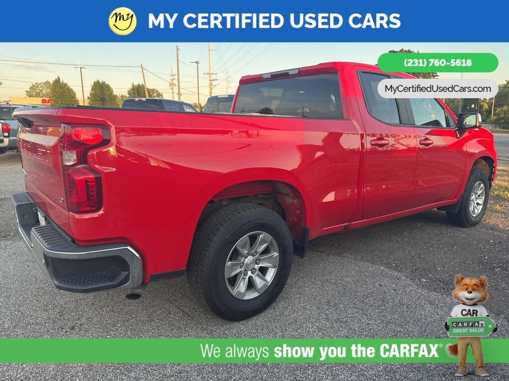 2021 Chevrolet Silverado 1500 LT photo 3