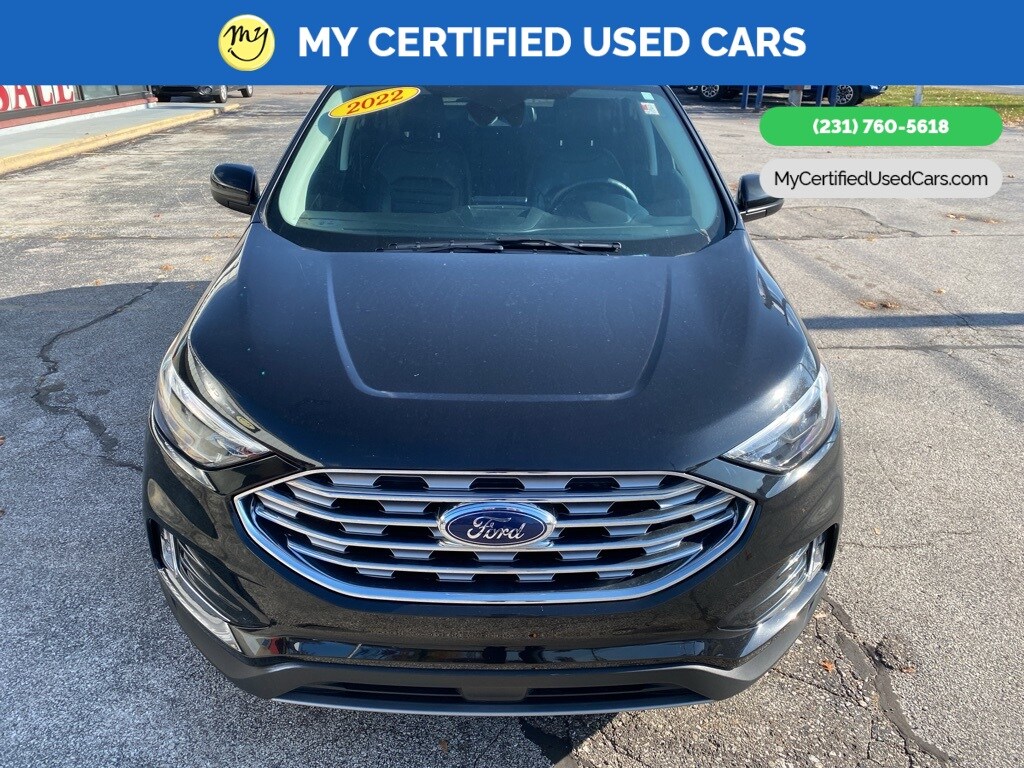 2022 Ford Edge SEL photo 3