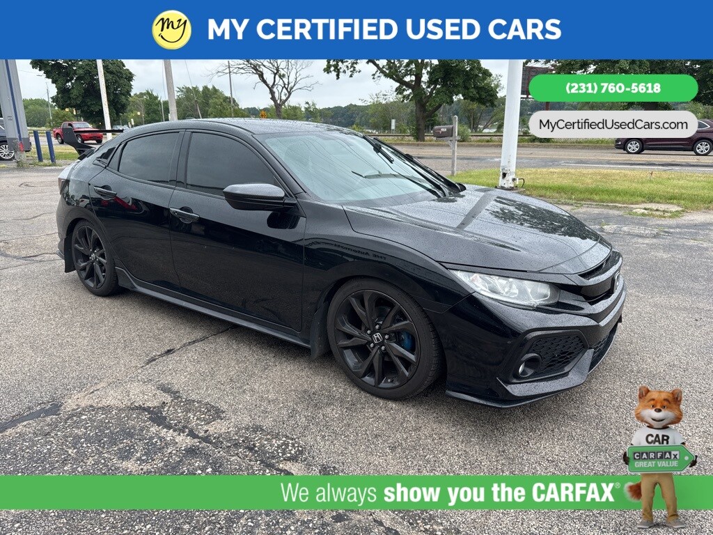 2018 Honda Civic Sport Hatchback photo 2