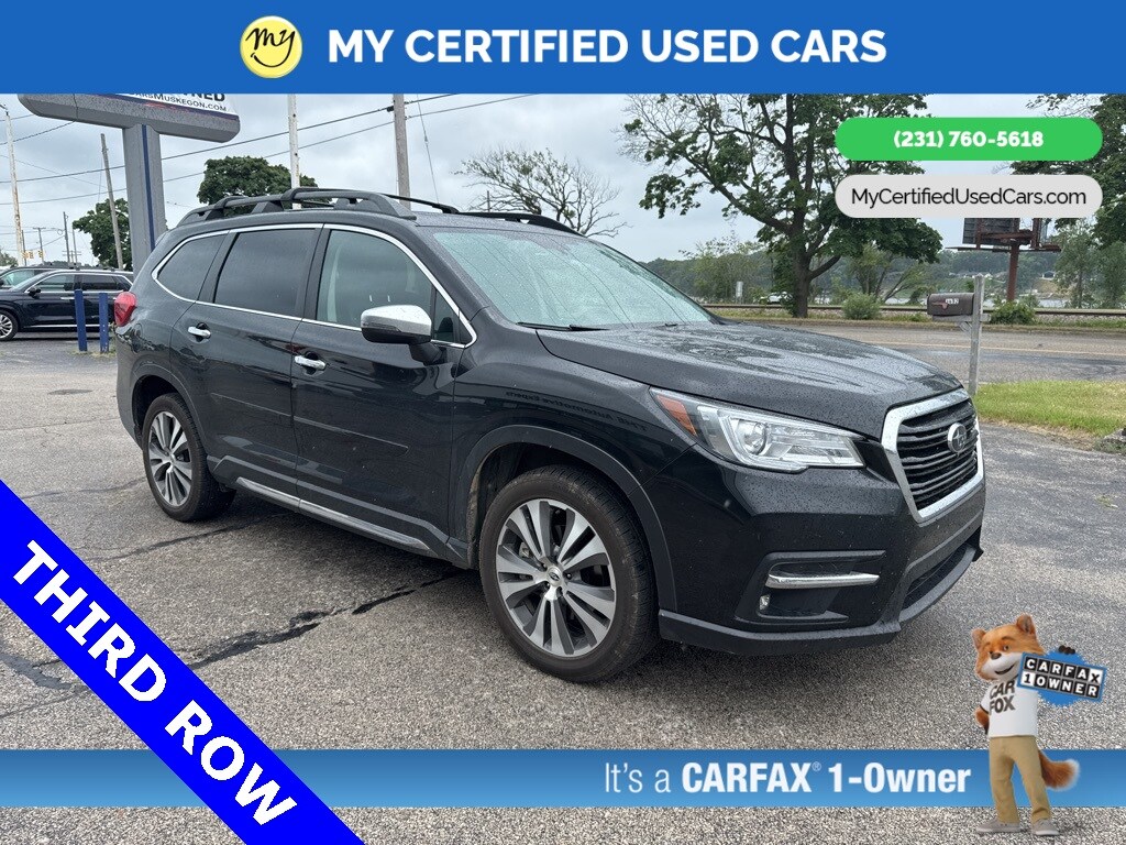 2022 Subaru Ascent Touring photo 3
