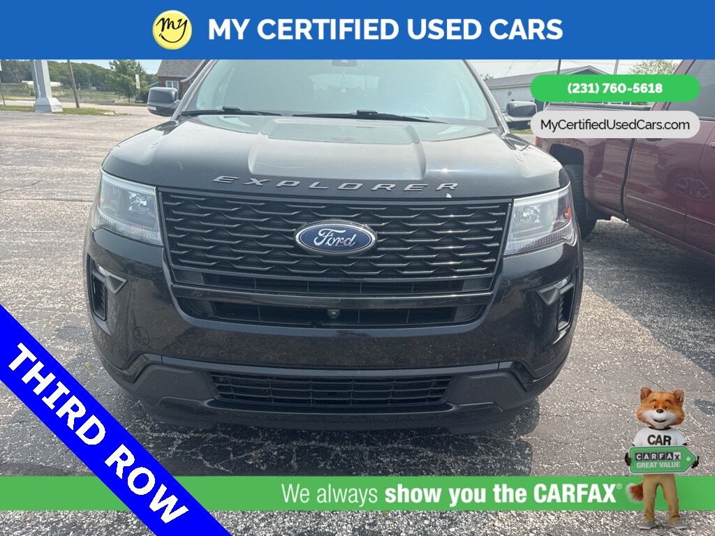 2018 Ford Explorer Sport photo 2