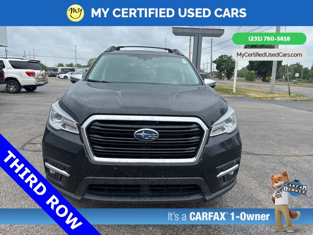 2022 Subaru Ascent Touring photo 2