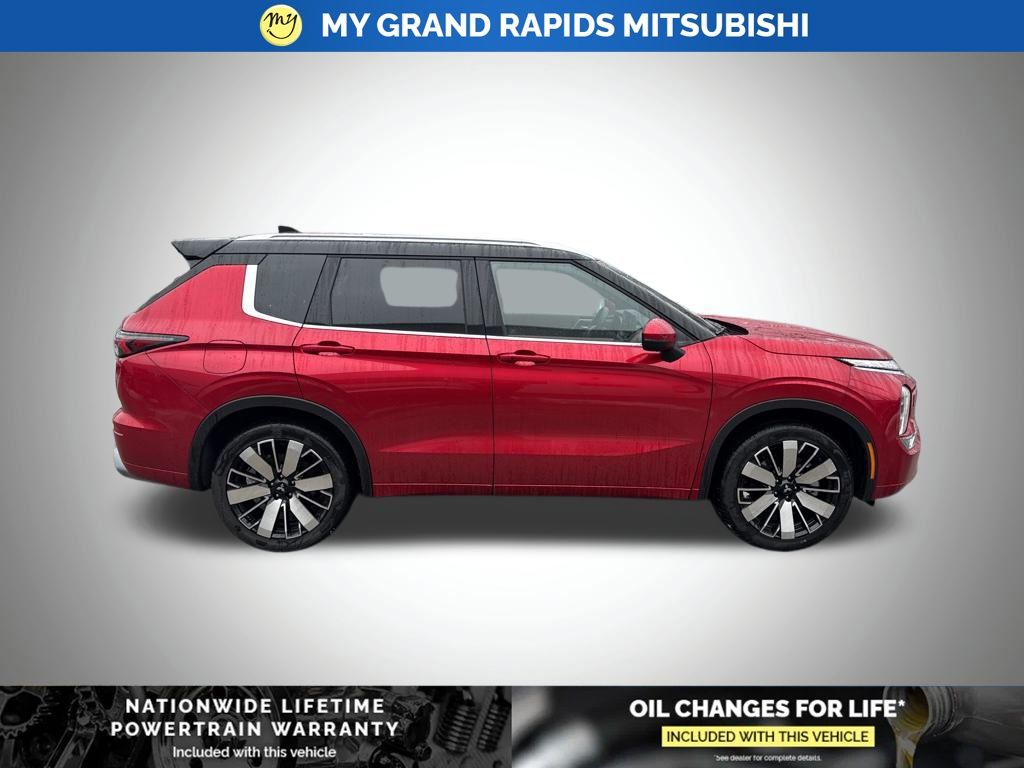 2026 Mitsubishi Outlander SEL - Photo 8