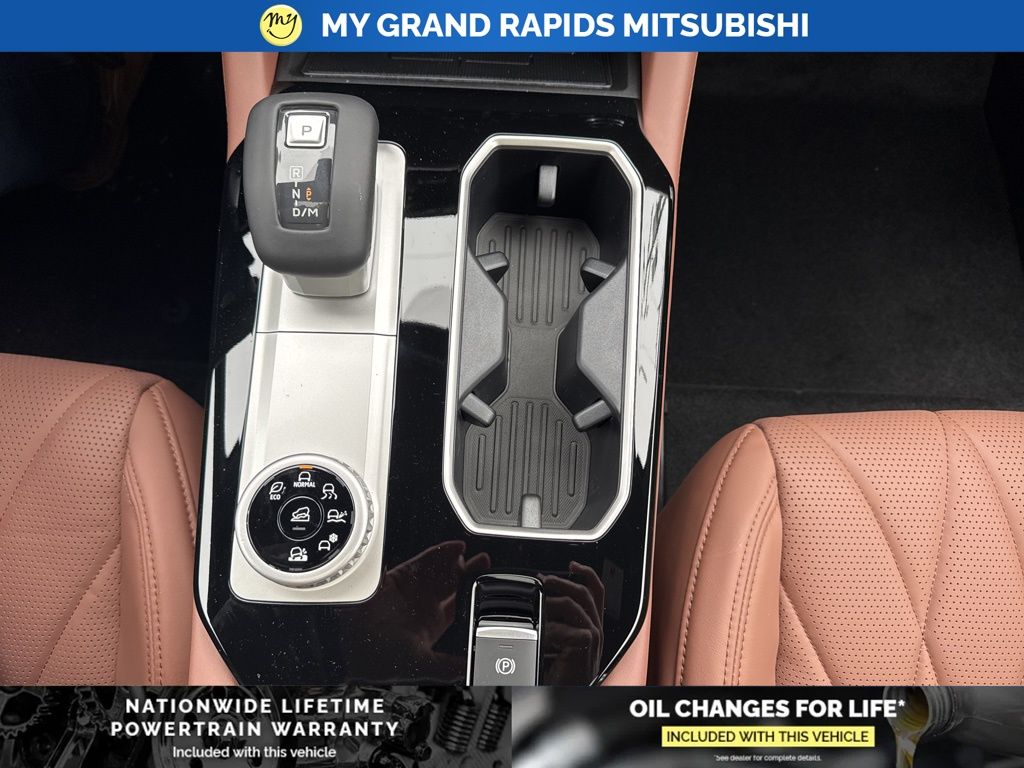 2026 Mitsubishi Outlander SEL - Photo 26