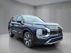 2025 Mitsubishi Outlander SE SUV