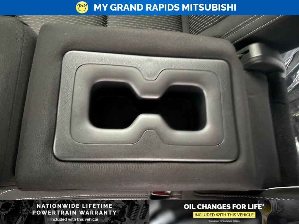 2026 Mitsubishi Outlander ES - Photo 20