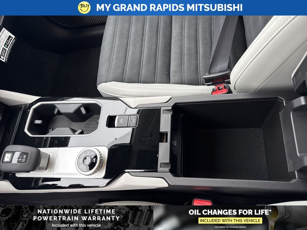 2026 Mitsubishi Outlander SE - Photo 20