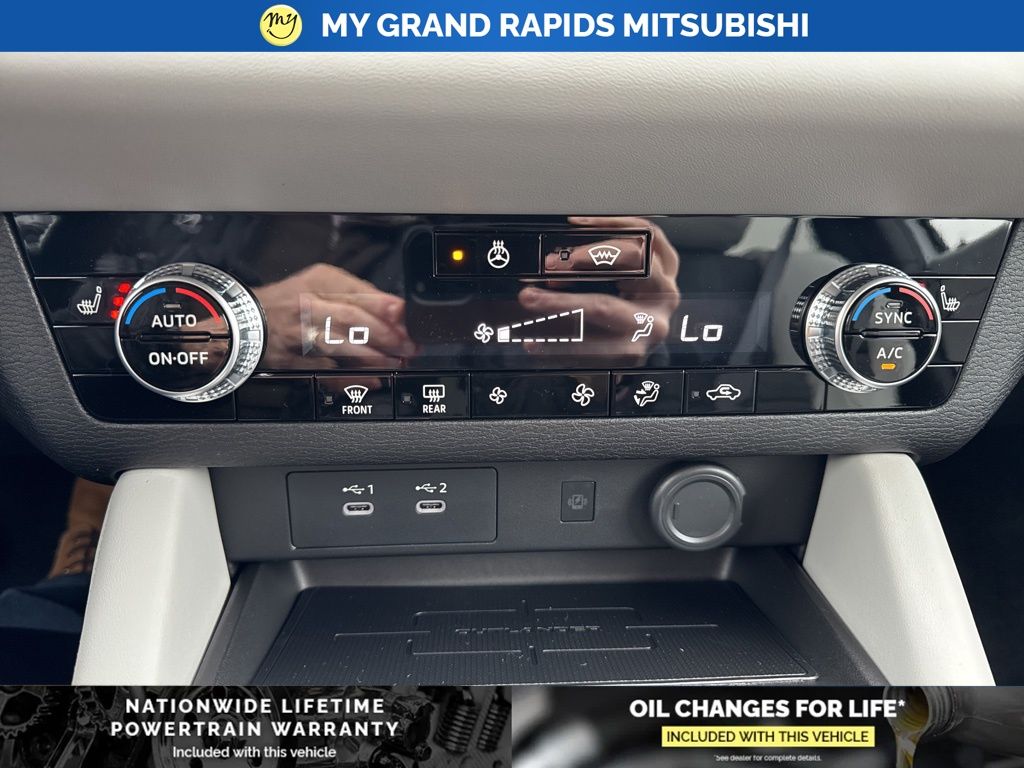 2026 Mitsubishi Outlander SE - Photo 23