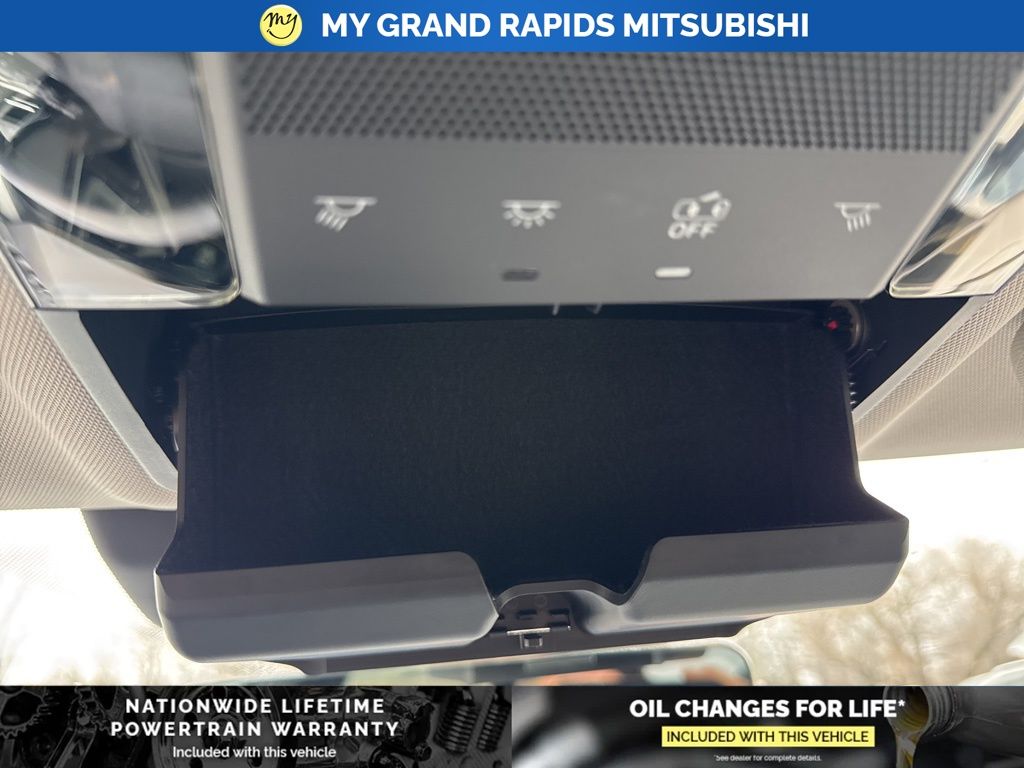 2026 Mitsubishi Outlander SE - Photo 29