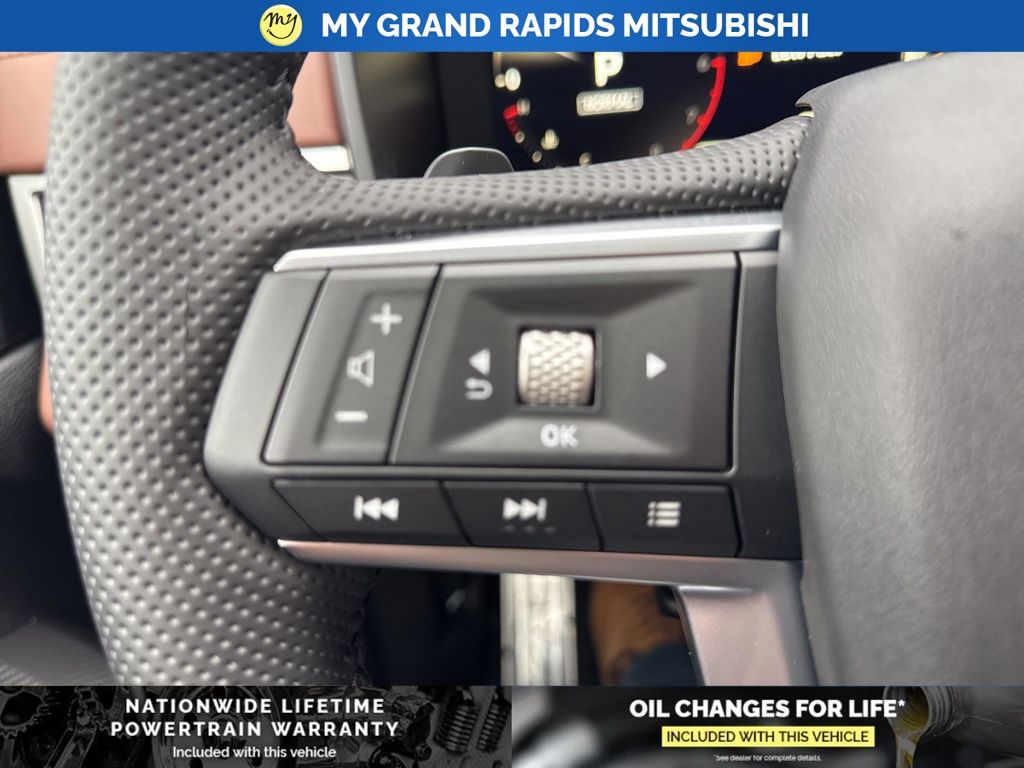 2026 Mitsubishi Outlander SEL - Photo 33