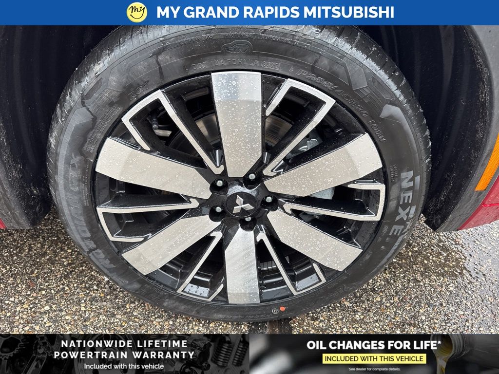 2026 Mitsubishi Outlander SEL - Photo 20