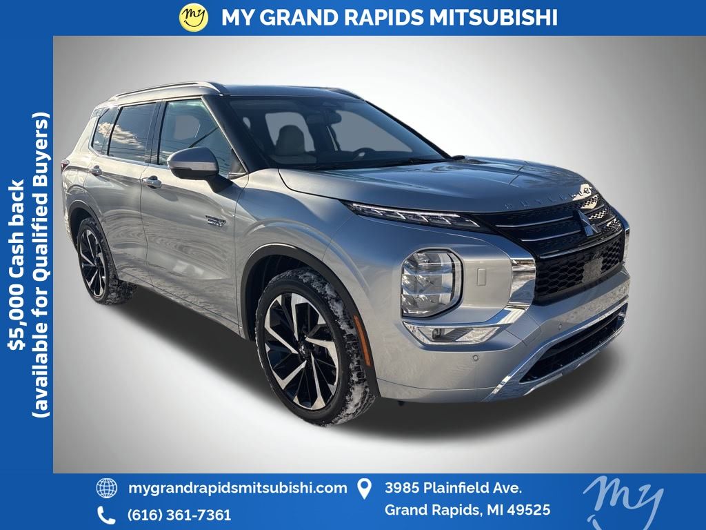 2025 Mitsubishi Outlander Plug-in Hybrid SEL's photo