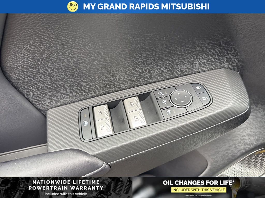 2026 Mitsubishi Outlander SE - Photo 21