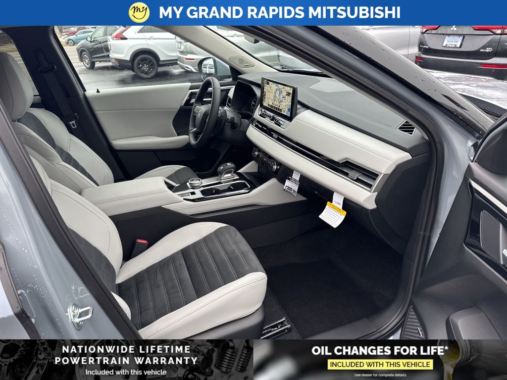 2026 Mitsubishi Outlander SE - Photo 15