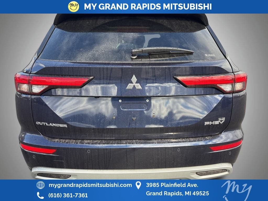 New 2025 Mitsubishi Outlander PHEV SE SUV