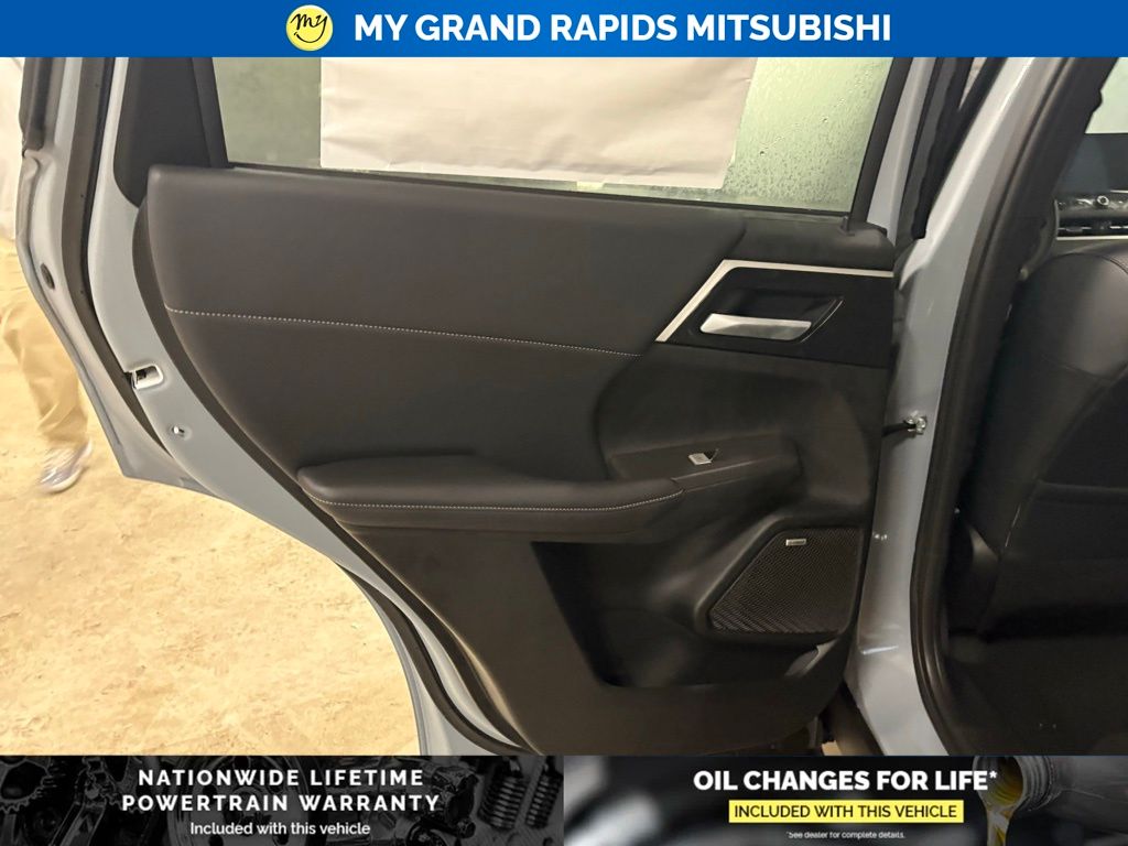 2026 Mitsubishi Outlander Trail Edition - Photo 11