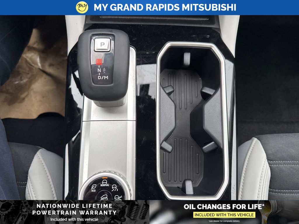 2026 Mitsubishi Outlander SE - Photo 22
